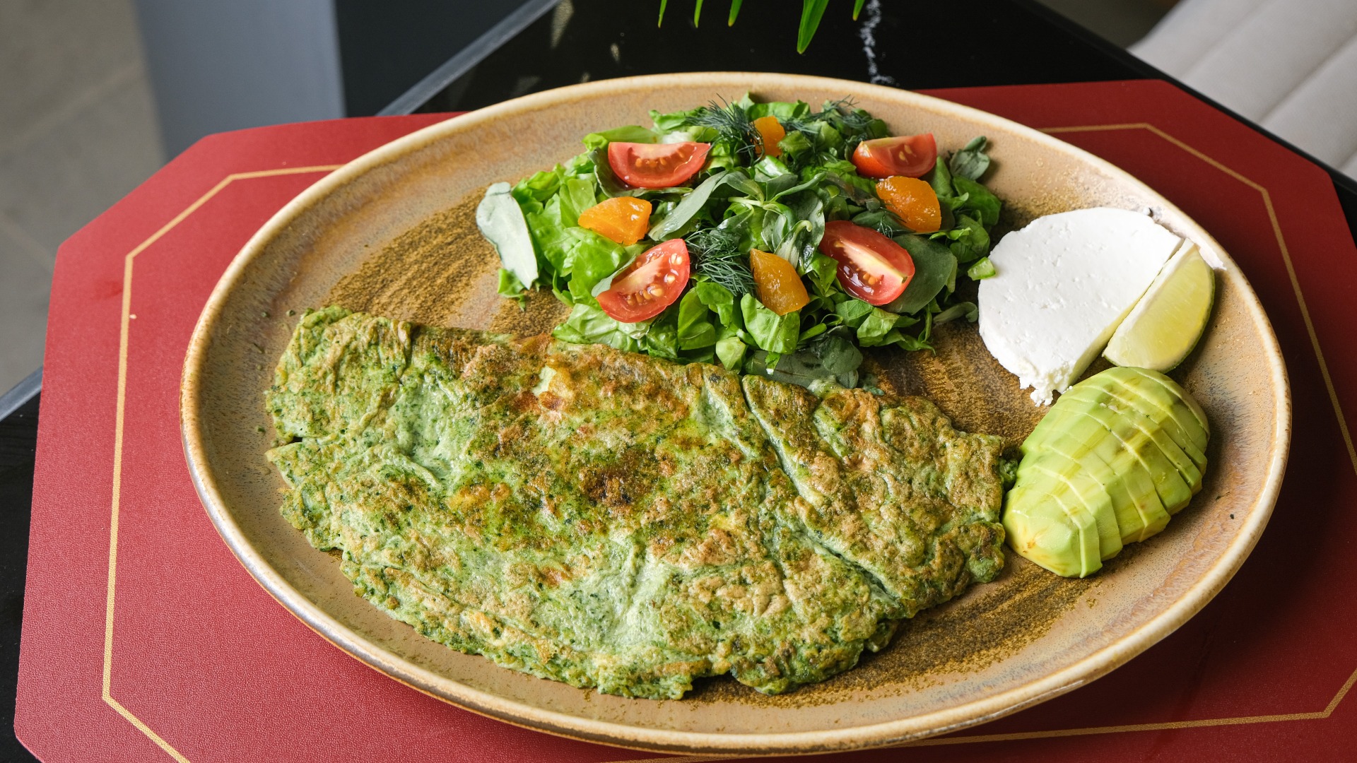 YEŞİL OMLET
