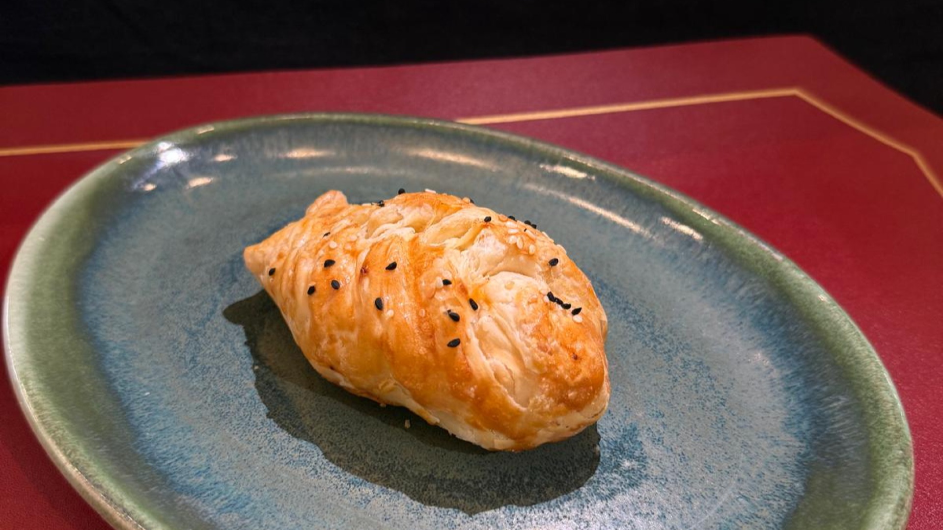 EL AÇMASI RUS ISPANAKLI SAMSA BÖREĞİ