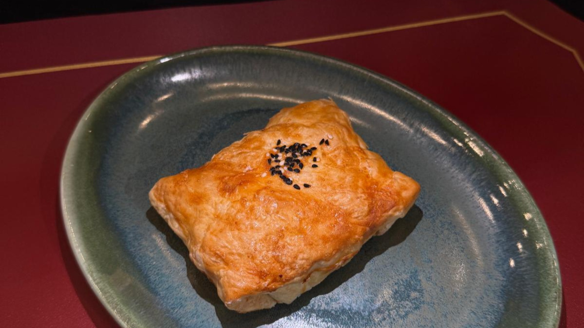 EL AÇMASI RUS PEYNİRLİ SAMSA BÖREĞİ