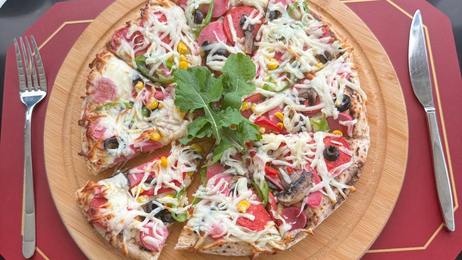 Bol Karışık Pizza