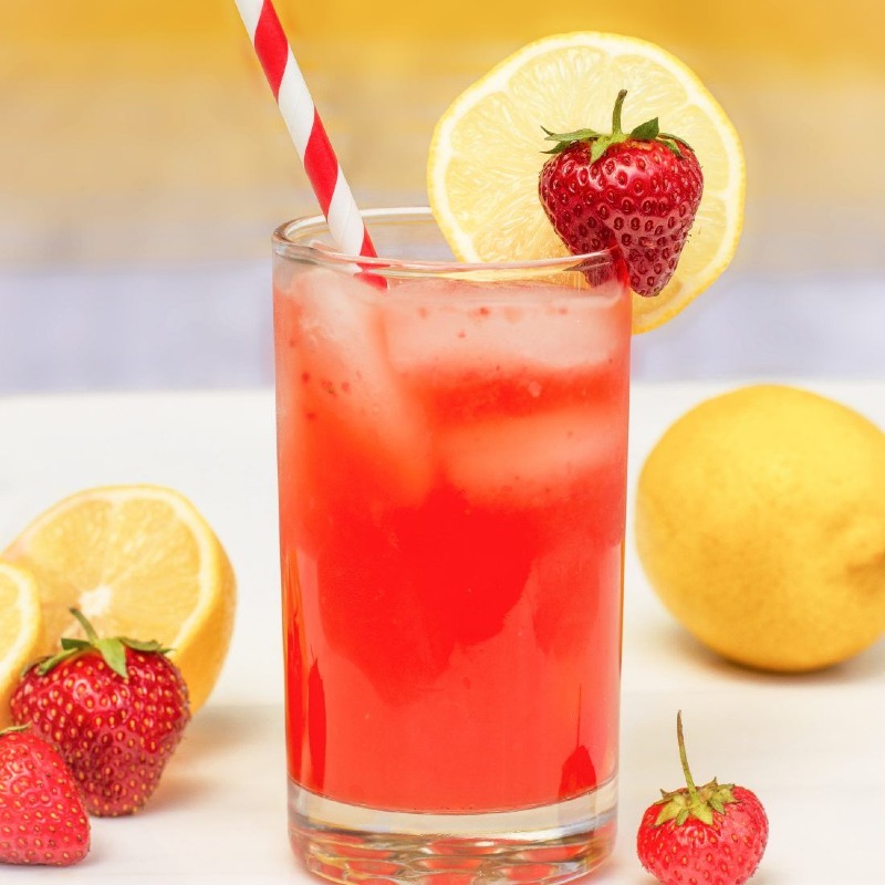 STRAWBERRY LEMONADE