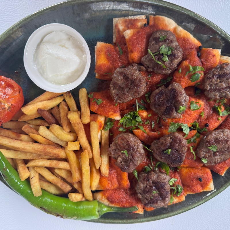PİDELİ KÖFTE MENÜ