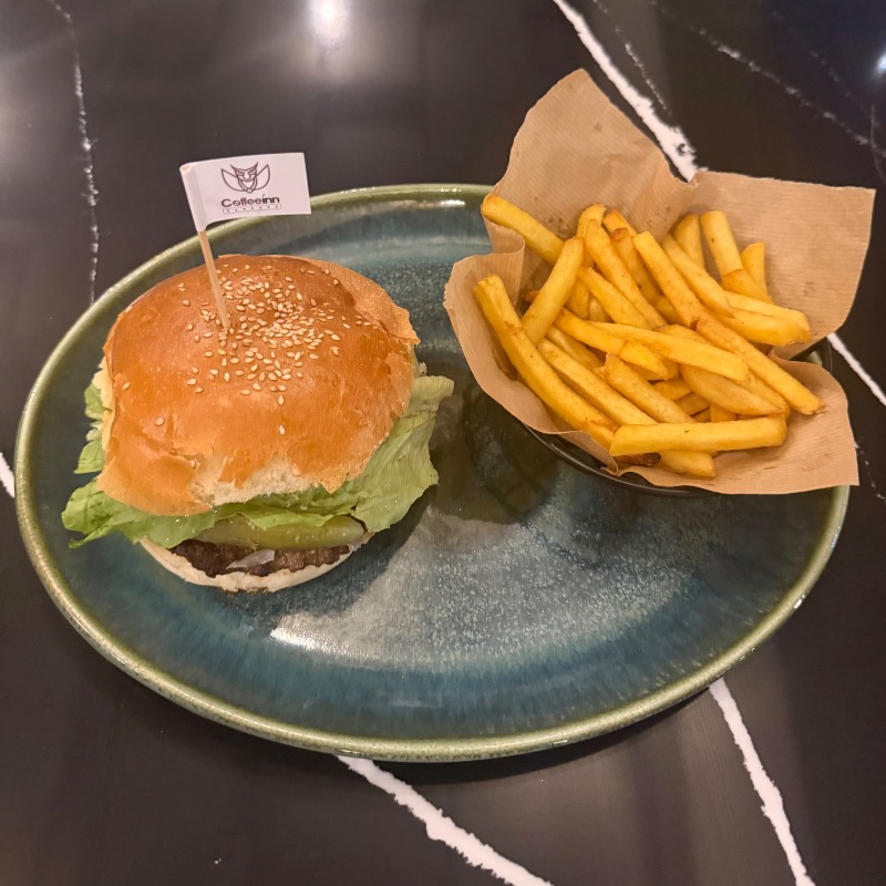 EL YAPIMI HAMBURGER MENÜ